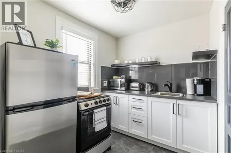 14 Duke Street Hamilton ON L8P 1X1