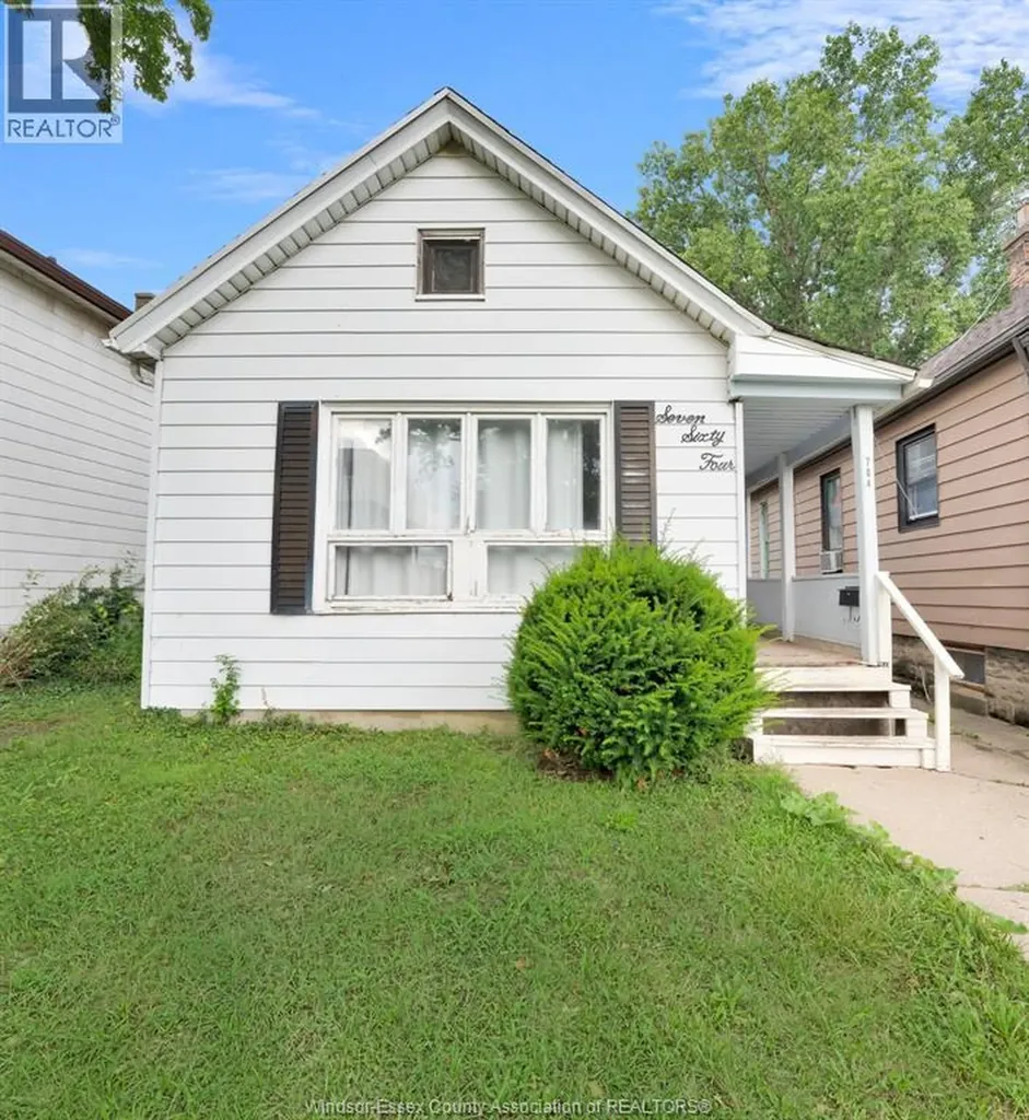 764 Windsor Avenue Windsor ON N9A 1J9