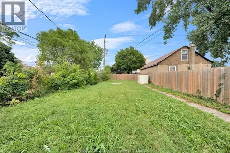 764 Windsor Avenue Windsor ON N9A 1J9