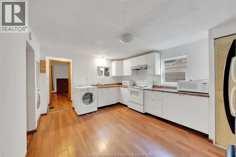 764 Windsor Avenue Windsor ON N9A 1J9