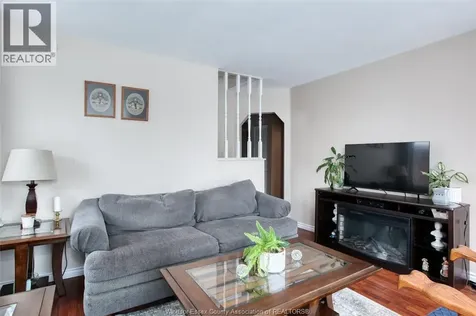 1067 St. Louis Windsor ON N8S 2K9