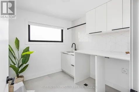 102 Silver Maple Circle Thames Centre ON N0M 2P0