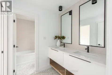102 Silver Maple Circle Thames Centre ON N0M 2P0