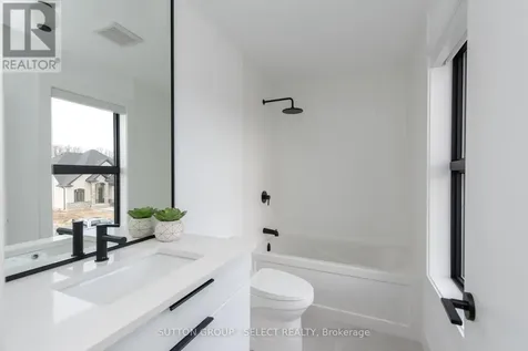 102 Silver Maple Circle Thames Centre ON N0M 2P0