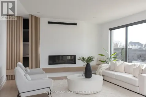 102 Silver Maple Circle Thames Centre ON N0M 2P0