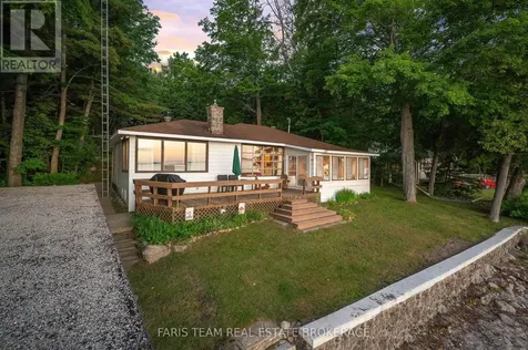 1697 Champlain Road Tiny ON L9M 0E3