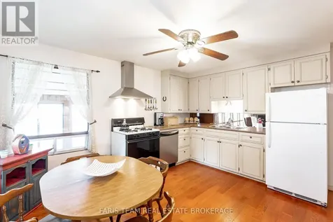 1697 Champlain Road Tiny ON L9M 0E3