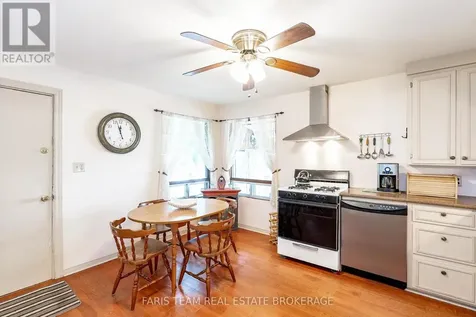 1697 Champlain Road Tiny ON L9M 0E3