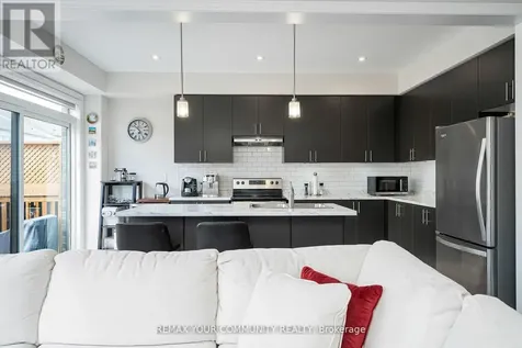 153 Terry Fox Drive Barrie ON L9S 2Z8