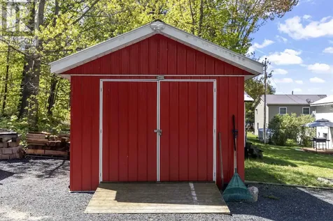 650B Sunset Beach Road Huron Shores ON P0R 1H0