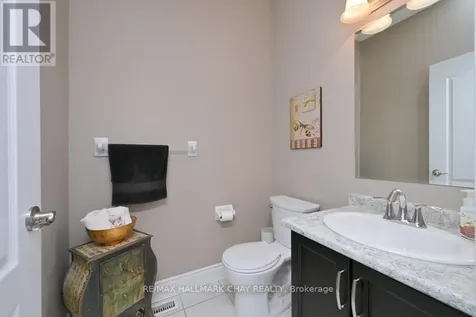 26 Upper Highland New Tecumseth ON L9R 0K5