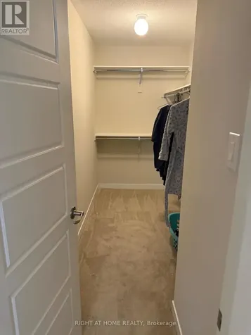 57 Placette Stitch Mews Ottawa ON K0A 2Z0