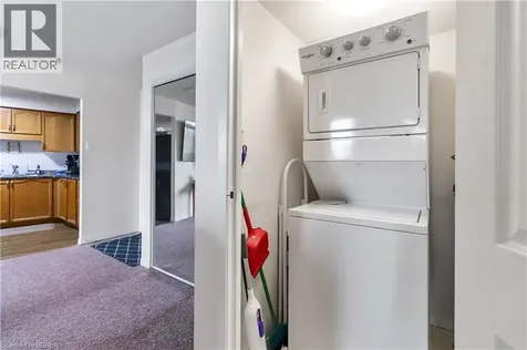9 Bonheur Court Brantford ON N3P 1Z5