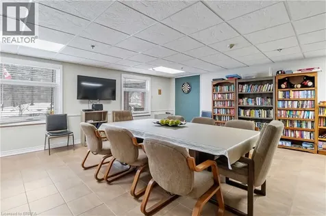 9 Bonheur Court Brantford ON N3P 1Z5