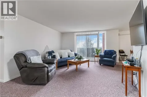 9 Bonheur Court Brantford ON N3P 1Z5