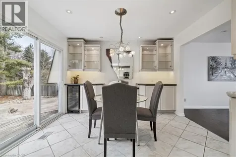 25 Bannisdale Way Carlisle ON L0R 1H2