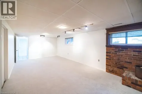 25 Bannisdale Way Carlisle ON L0R 1H2