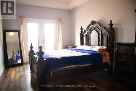 29 Hedges Court St. Thomas ON N5R 6G4