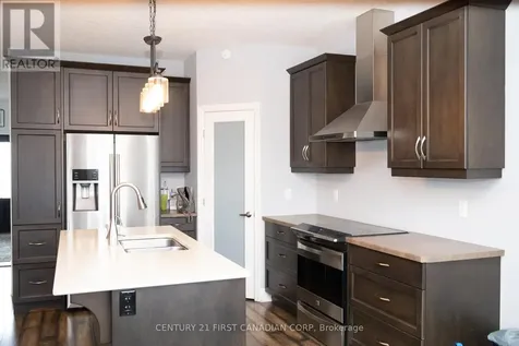 29 Hedges Court St. Thomas ON N5R 6G4