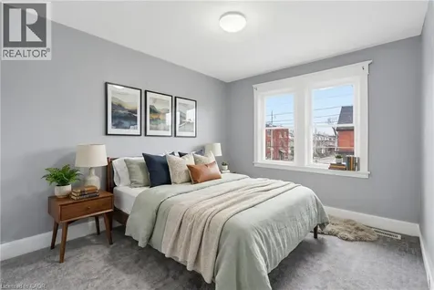 570 Cannon Street East Hamilton ON L8L 2G4