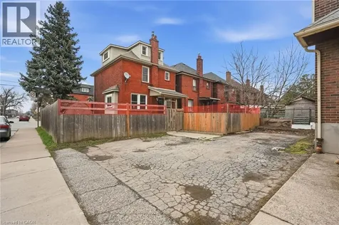 570 Cannon Street East Hamilton ON L8L 2G4
