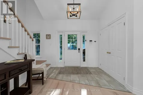 2710 Portage Trail Springwater ON L9X 0J3