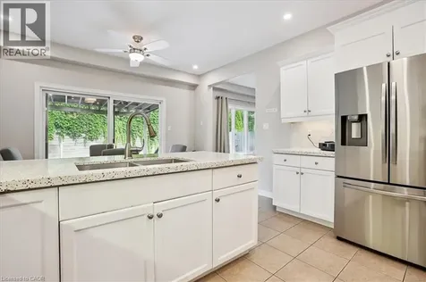 95 Hemlock Way Grimsby ON L3M 0A9