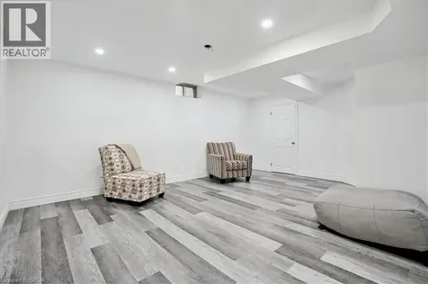 95 Hemlock Way Grimsby ON L3M 0A9