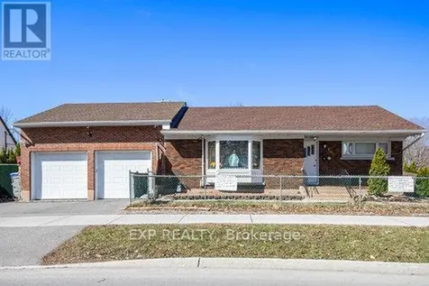 2024 Othello Avenue Ottawa ON K1G 2A6