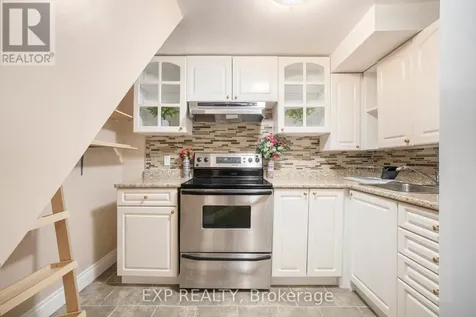 2024 Othello Avenue Ottawa ON K1G 2A6