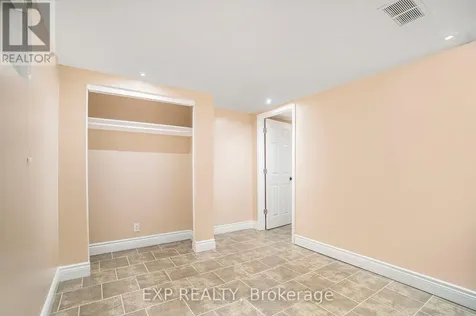 2024 Othello Avenue Ottawa ON K1G 2A6