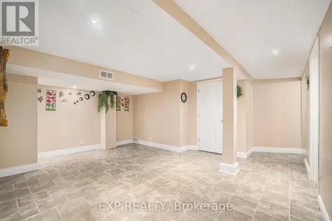2024 Othello Avenue Ottawa ON K1G 2A6