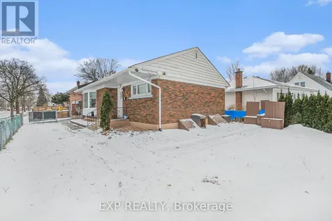 2024 Othello Avenue Ottawa ON K1G 2A6