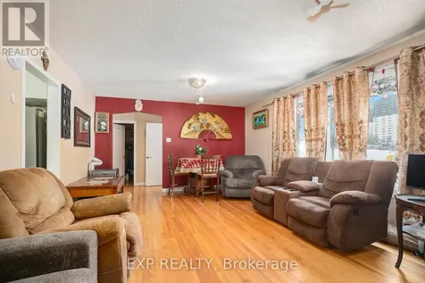 2024 Othello Avenue Ottawa ON K1G 2A6