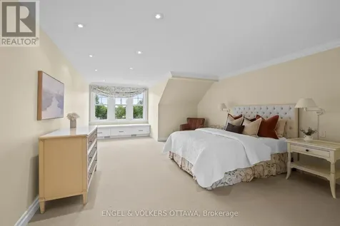 6029 Rideau Valley Drive North Ottawa ON K4M 1B3