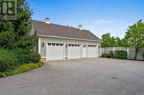 6029 Rideau Valley Drive North Ottawa ON K4M 1B3