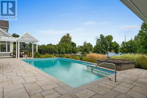 6029 Rideau Valley Drive North Ottawa ON K4M 1B3