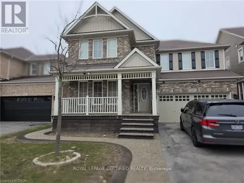 24 Chase Crescent Cambridge ON N3C 0C5