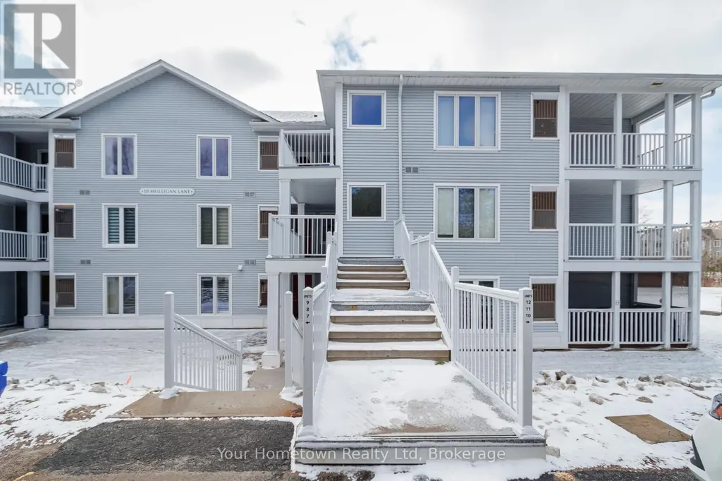 10 Mulligan Lane Wasaga Beach ON L9Z 1C4