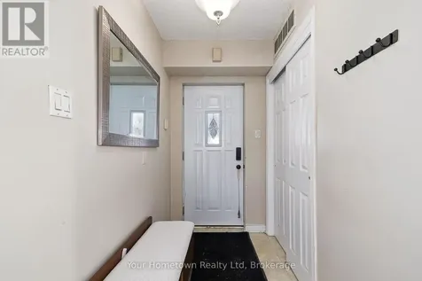 10 Mulligan Lane Wasaga Beach ON L9Z 1C4