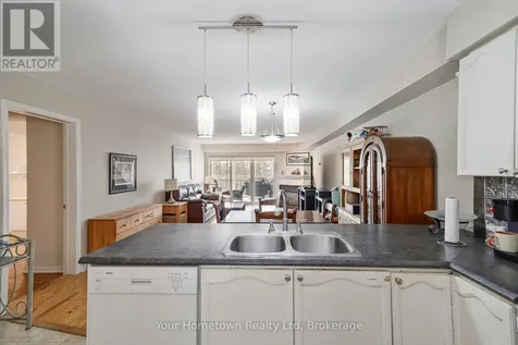 10 Mulligan Lane Wasaga Beach ON L9Z 1C4