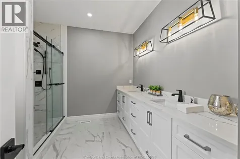 78 Redwood Avenue Cottam ON N0R 1B0