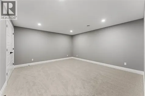 78 Redwood Avenue Cottam ON N0R 1B0