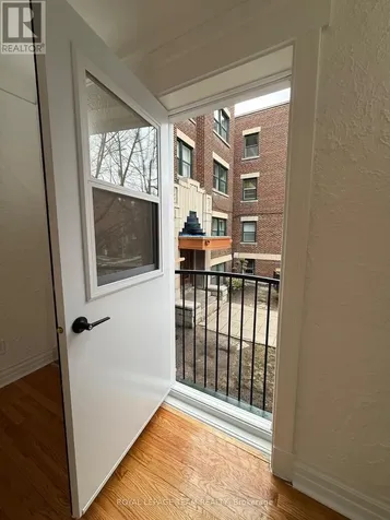 235 Cooper Street Ottawa ON K2P 1L7