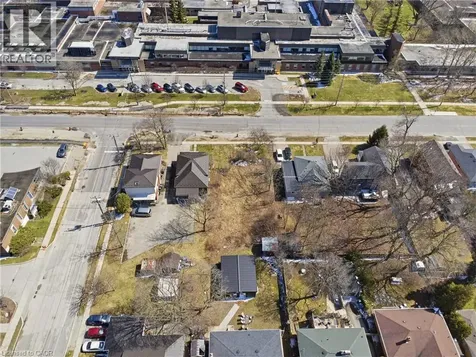 33 College Avenue West Guelph ON N1G 1R8