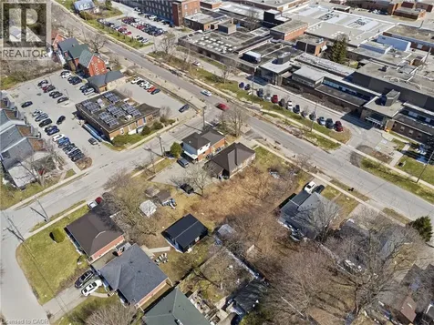 33 College Avenue West Guelph ON N1G 1R8