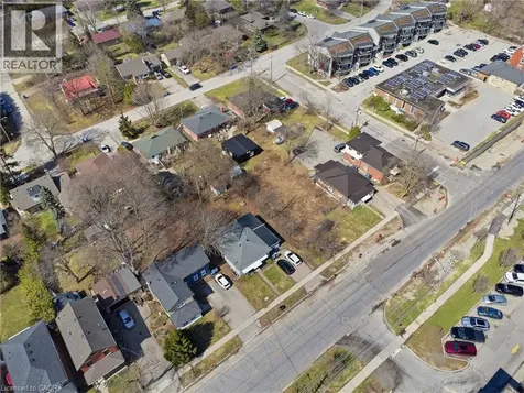 33 College Avenue West Guelph ON N1G 1R8