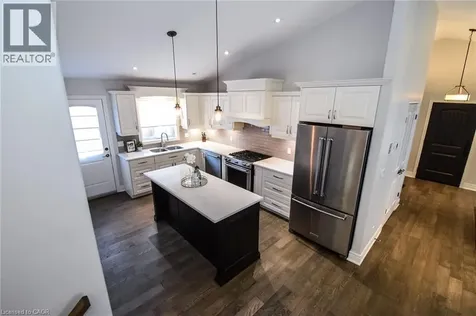 295 Courtland Street Delhi ON N4B 0A7
