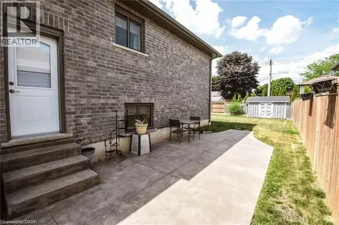 295 Courtland Street Delhi ON N4B 0A7
