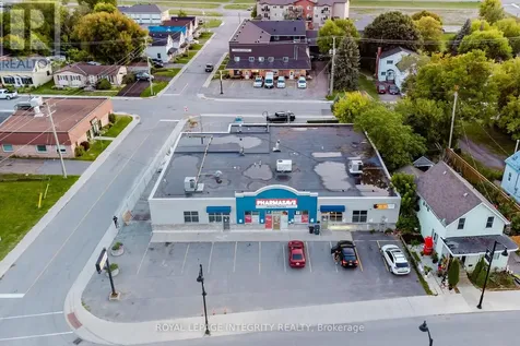 104 Elgin Street West Arnprior ON K7S 1N8